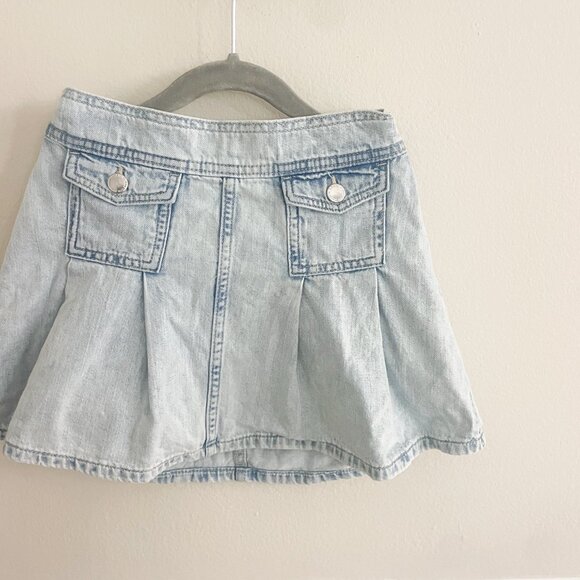 H&M Girls Denim Pleated Light Wash Skirt Size 7 - Picture 2 of 5
